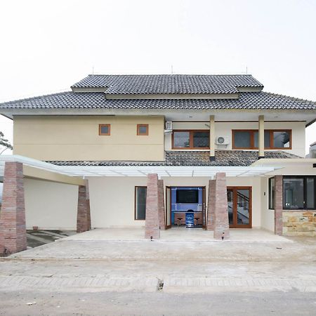 Reddoorz Plus At Panorama Villas Batu Batu  Zewnętrze zdjęcie